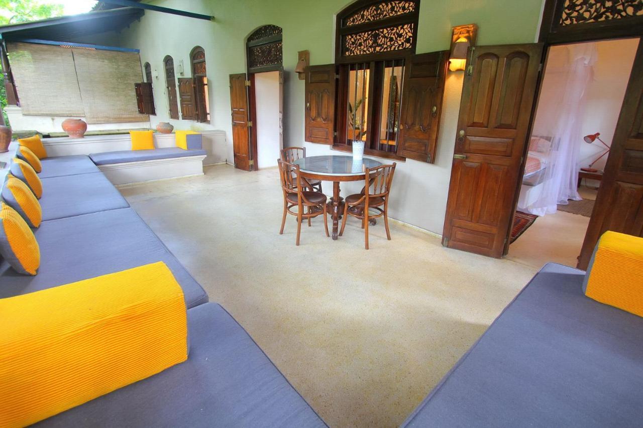 Apa Villa Illuketia Unawatuna Kültér fotó