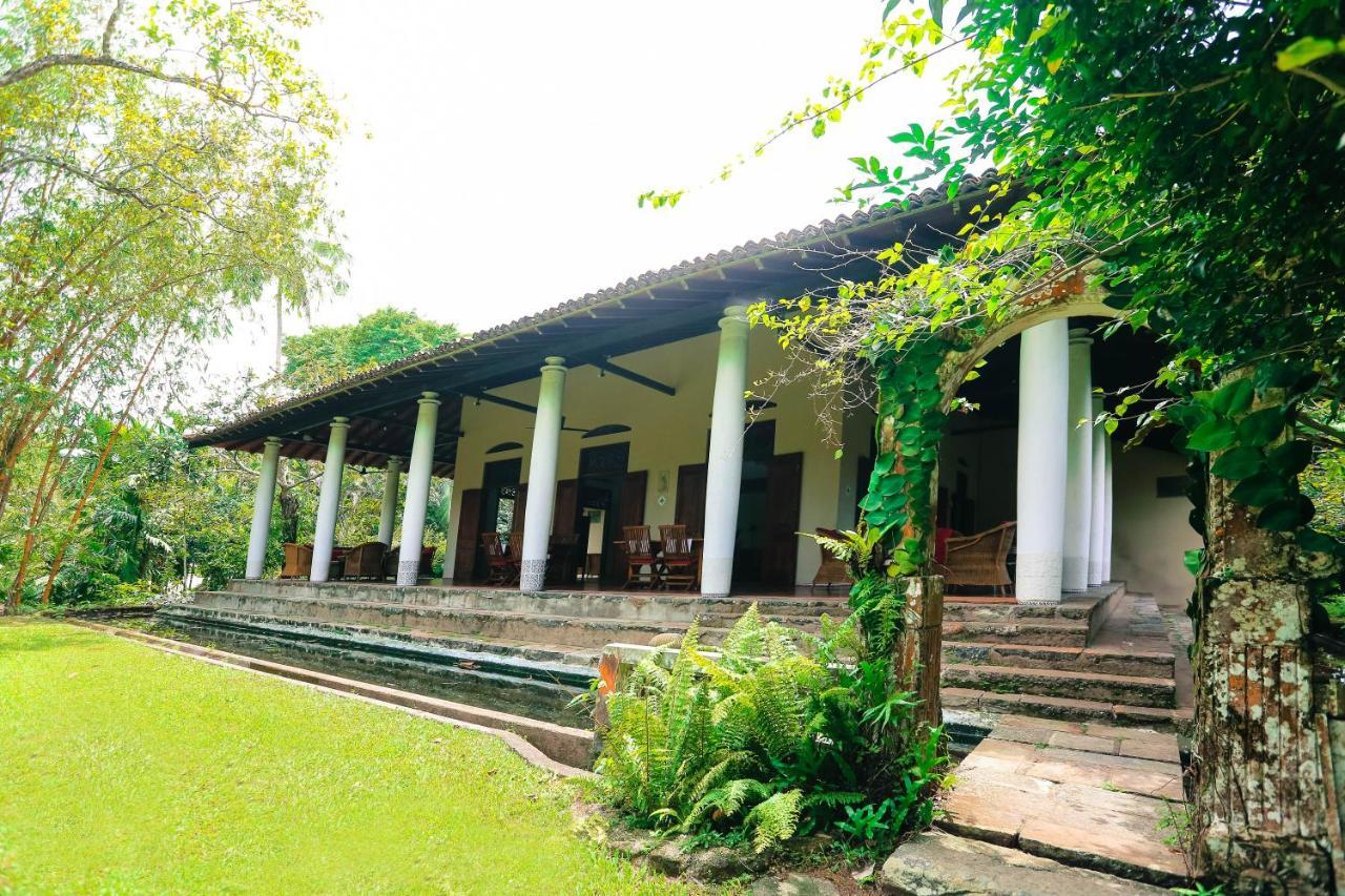 Apa Villa Illuketia Unawatuna Kültér fotó